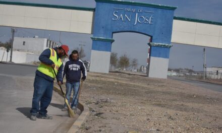 Limpia Servicios Públicos en Parajes de San José para Cruzada por Juárez