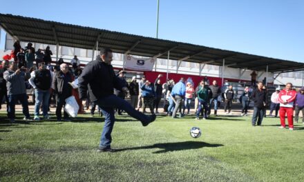Entrega Presidente Pérez Cuéllar canchas de fútbol al Club de Veteranos -Inauguran Torneo de Fútbol