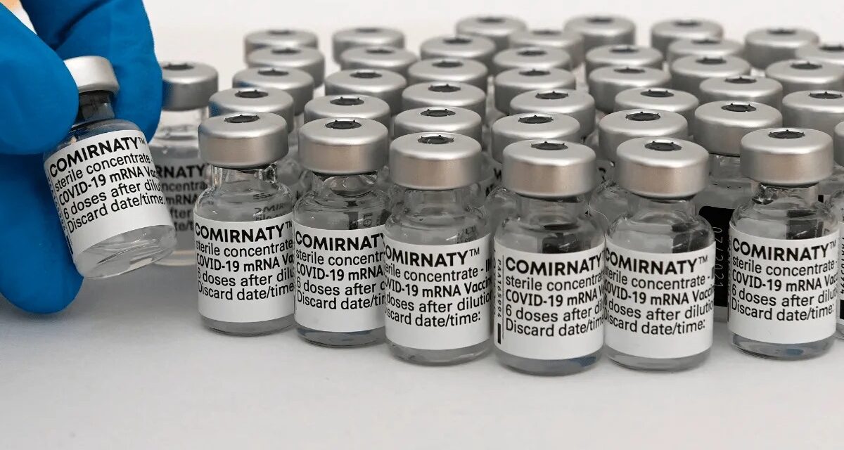 Vacuna Comirnaty de Pfizer llega a México para su distribución comercial