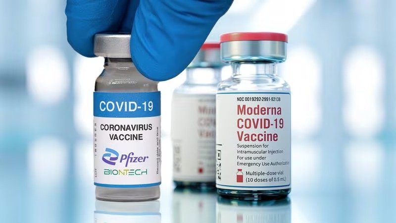 Cofepris aprueba la comercialización de vacunas contra el COVID-19: Pfizer y Moderna reciben autorización.