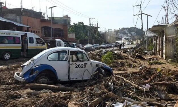 México comenzará la entrega de fondos para reconstruir viviendas afectadas por el huracán Otis