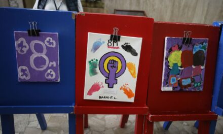 Presenta Estancia Infantil Municipal exposición de pintura sobre el Día de la Mujer