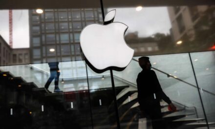 Estados Unidos demanda a Apple por monopolio en telefonía