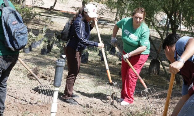 Conmemora Parques y Jardines Día Mundial de la Tierra con jornada de voluntariado