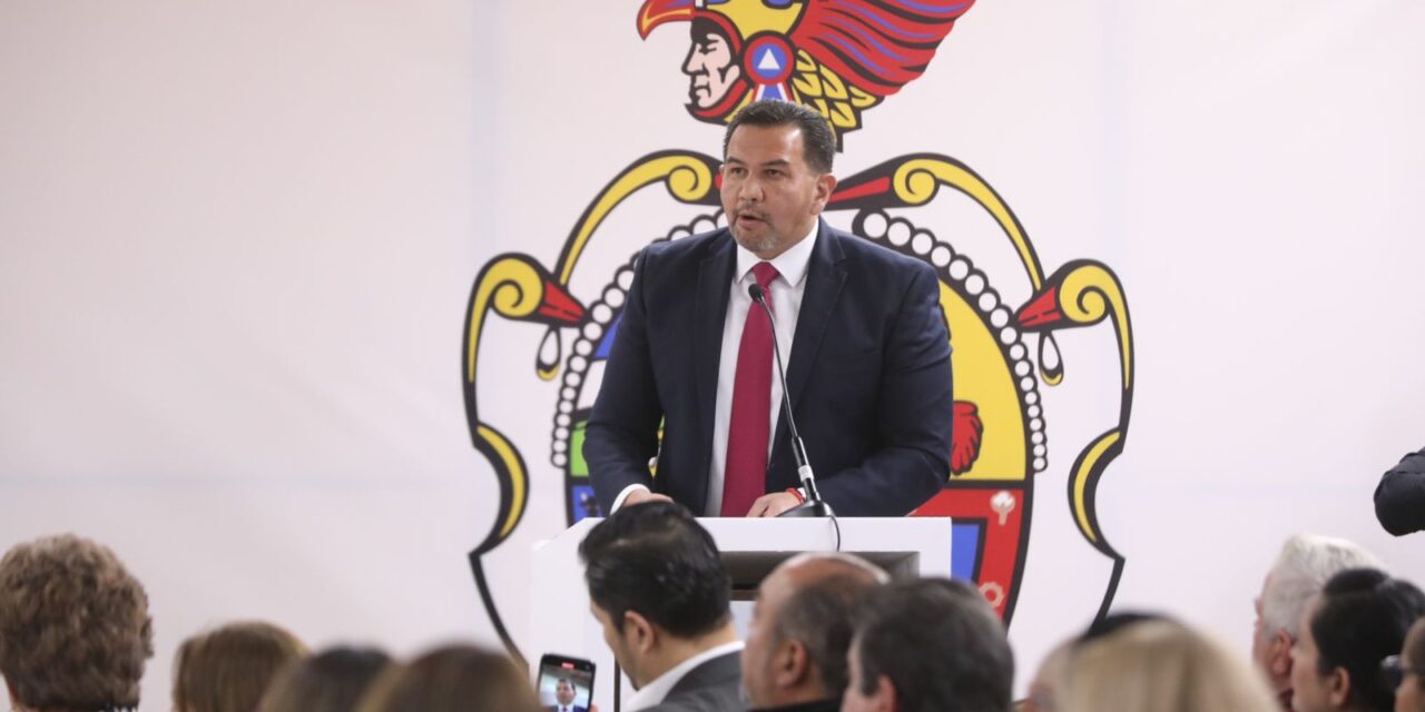 Aprueba Cabildo licencia a Cruz Pérez Cuéllar y toma protesta como Presidente Municipal Martín Chaparro Payán