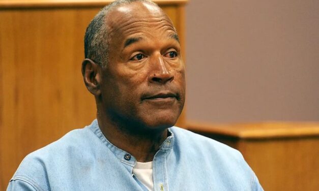 Muere OJ Simpson polémico exjugador de fútbol americano