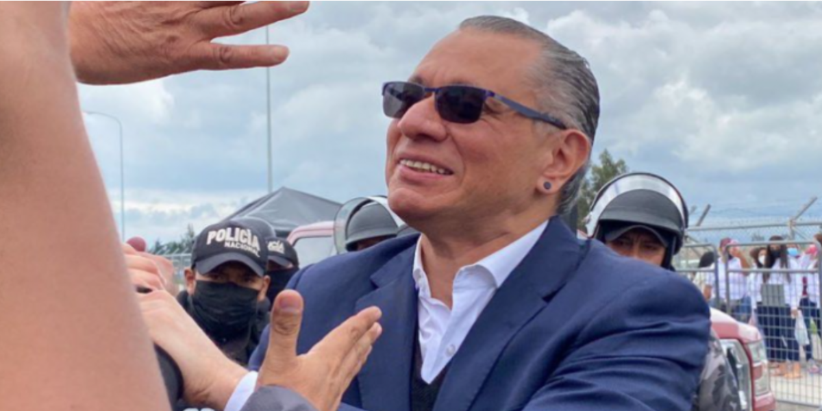 México da asilo político a exvicepresidente de Ecuador