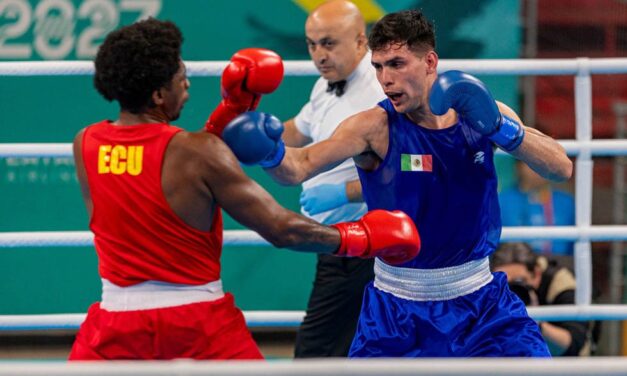 Noquea en su primera pelea el boxeador juarense Rogelio Romero