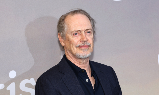 El actor Steve Buscemi es brutalmente golpeado mientras caminaba por Nueva York