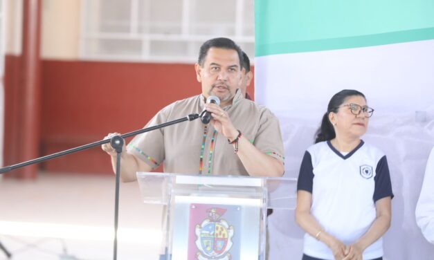 “El apoyo a escuelas continuará en la siguiente administración con mayor fuerza”. Alcalde