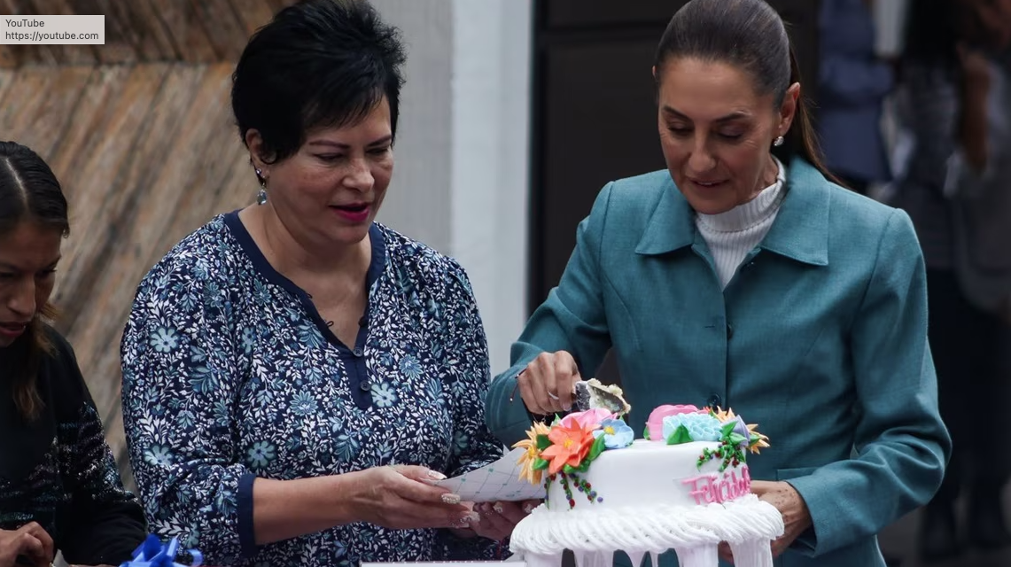 Festejan a Claudia Sheinbaum con pastel, marimba y abrazos por su cumpleaños número 62