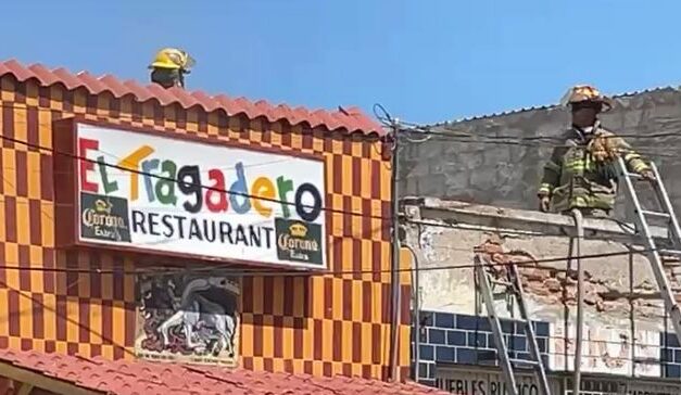 Se incendia icónico restaurante ‘El Tragadero’