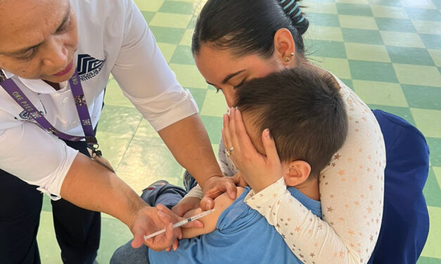 Llevan a cabo campaña de vacunación en la estancia infantil del municipio