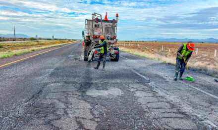 Repara Estado más de 1,500 baches en la Vía Corta a Parral