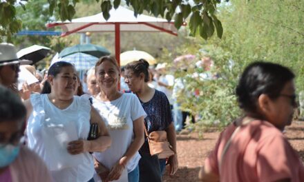 Apoya Desarrollo Social con despensas a familias de la colonia Morelos II