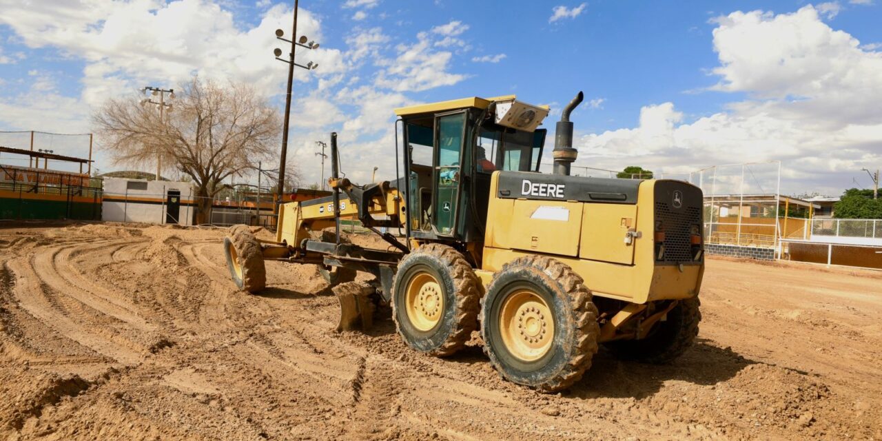 Comienza Obras Públicas rehabilitación de campo de Beisbol infantil Villahermosa