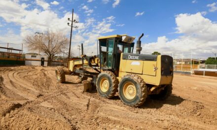 Comienza Obras Públicas rehabilitación de campo de Beisbol infantil Villahermosa