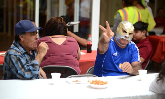 Leyendas de la Lucha Libre conviven en la Sala de Arte Germán Valdés “Tin Tan”