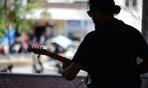 ‘Rock en la Plaza’ lleva una tarde de música y cultura al corazón de Juárez