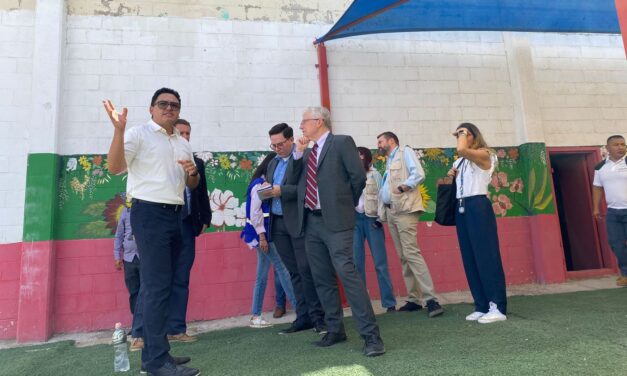 Visita nuevo Cónsul General de los Estados Unidos el albergue ‘’Kiki Romero’’