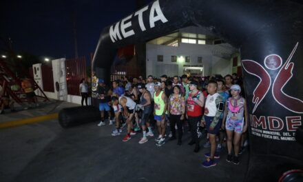 Bomberos inician festividades con carrera pedestre