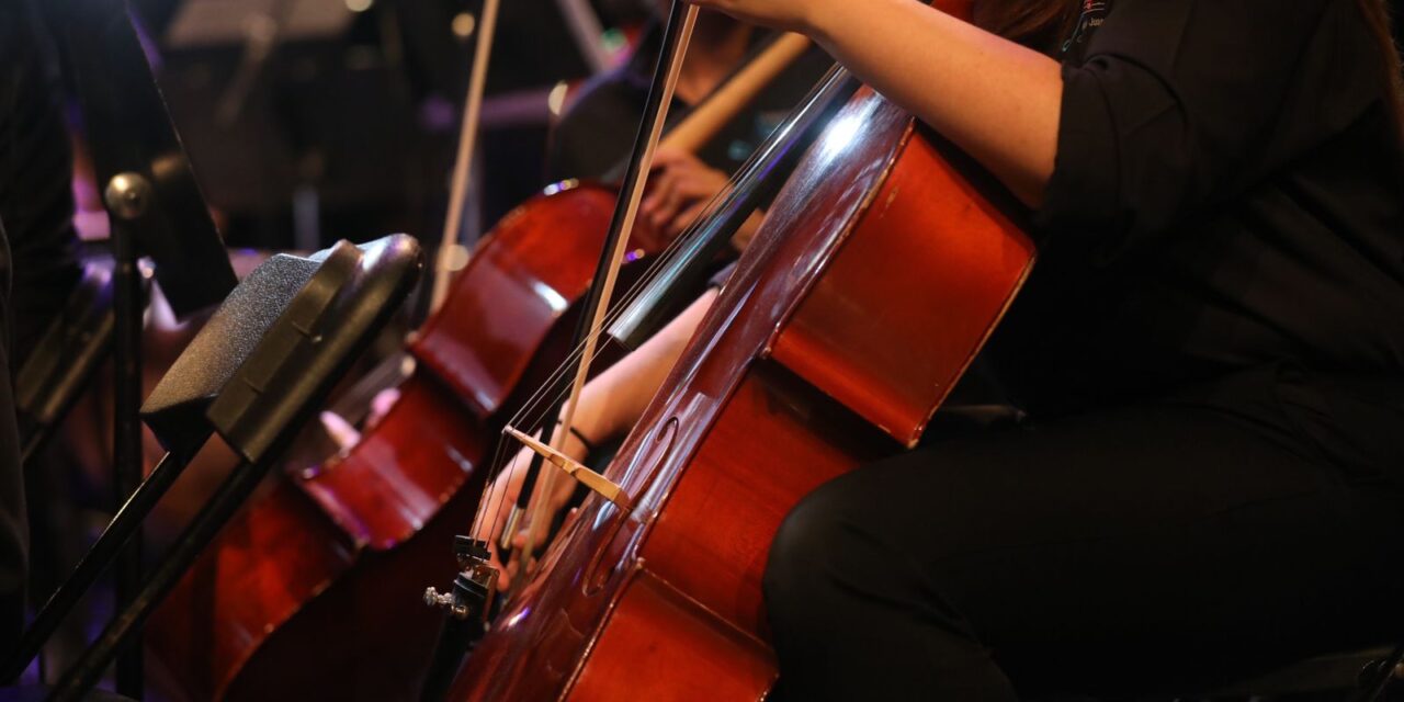 Entrega Alcalde recursos de Presupuesto Participativo a Orquesta Sinfónica ‘Esperanza Azteca’