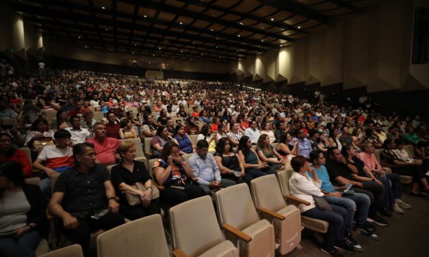 Entrega Alcalde recursos de Presupuesto Participativo a Orquesta Sinfónica ‘Esperanza Azteca’