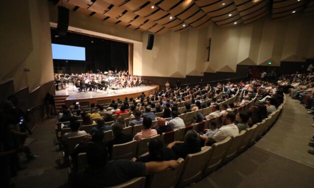 Entrega Alcalde recursos de Presupuesto Participativo a Orquesta Sinfónica ‘Esperanza Azteca’