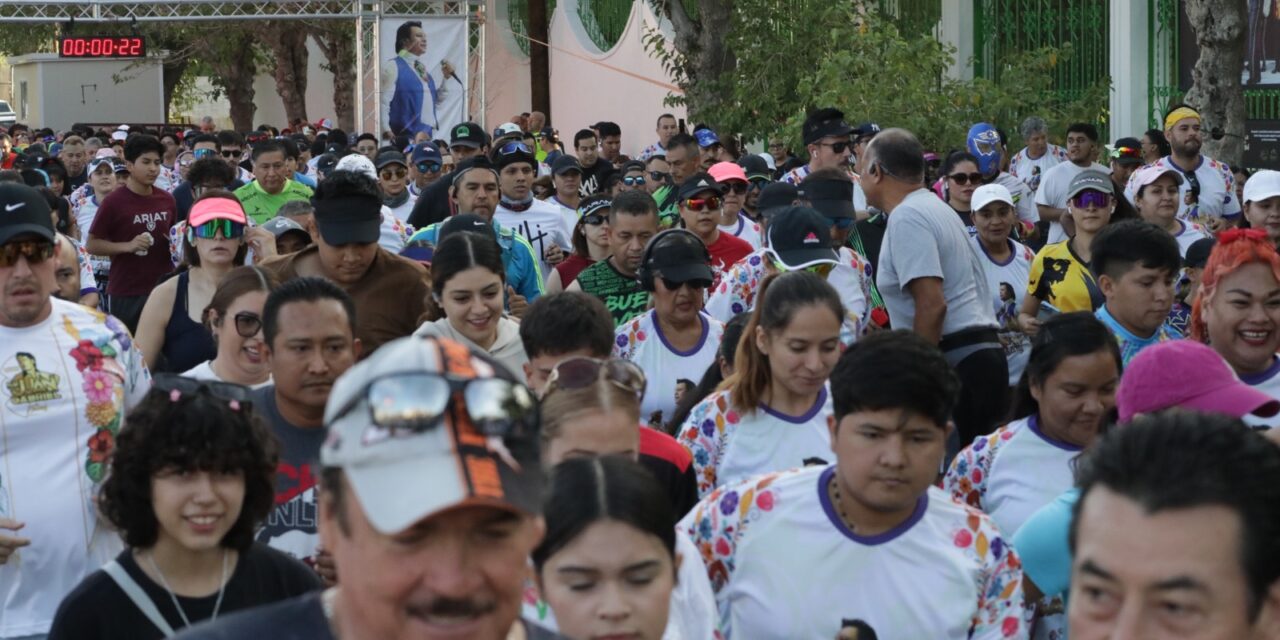 Participan más de 3 mil personas en carrera ‘5K Juan Gabriel es Juárez’