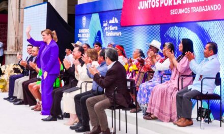 Inaugura Maru Campos galería fotográfica “La Sierra que Renace” en Palacio de Gobierno