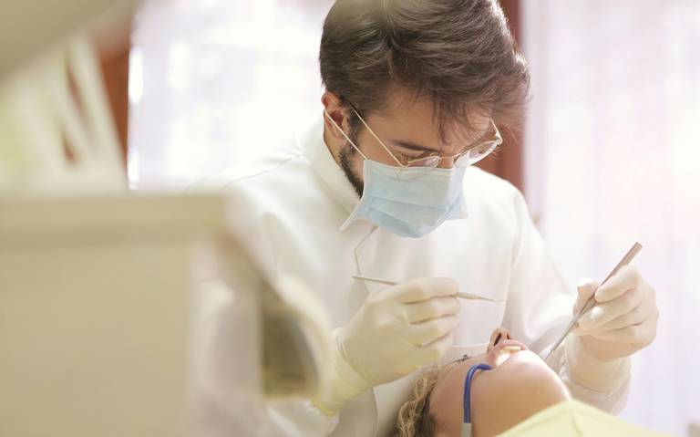 ¿Necesitas ir al dentista? Estos son los servicios que ofrece el IMSS gratis