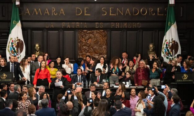 Aprueba Senado reforma constitucional al poder judicial con voto de Yunes