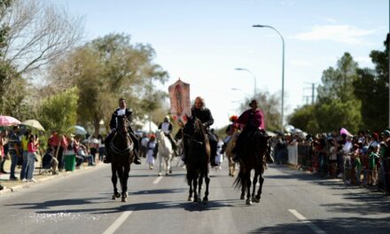 Disfrutan juarenses Desfile Cívico- Militar por el 214 aniversario de la Independencia de México