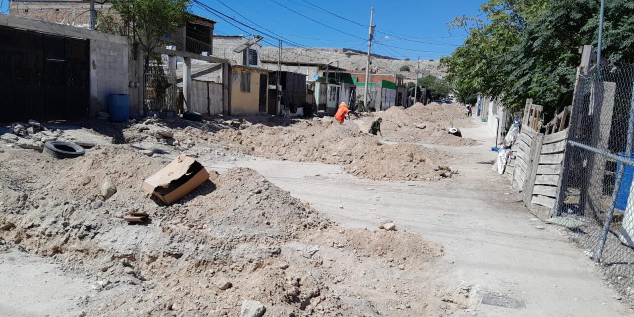 Pavimenta Obras Públicas calles con concreto hidráulico