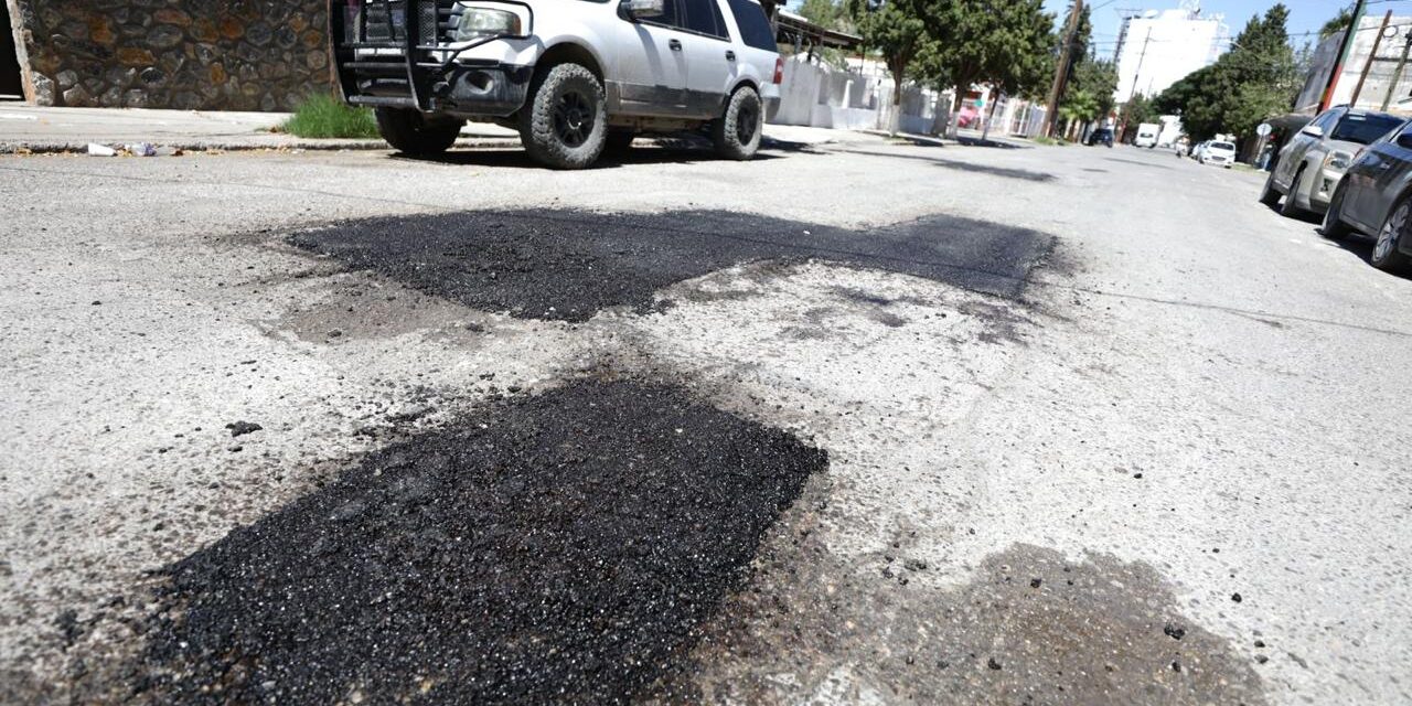 Se mantiene programa de bacheo en diversas zonas de la ciudad