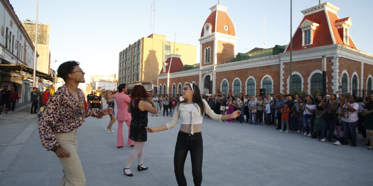 Realizan recorrido artístico socio-cultural “Anónimas: Mujeres extraordinarias” por el Centro Histórico