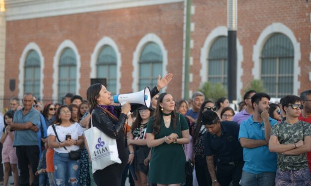 Realizan recorrido artístico socio-cultural “Anónimas: Mujeres extraordinarias” por el Centro Histórico