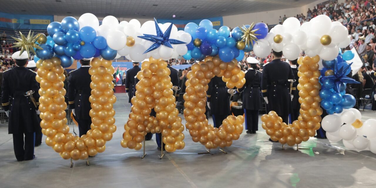 Más de 400 nuevos profesionistas egresan de la UACJ