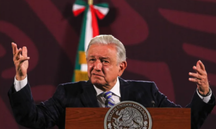 AMLO acusa a jueces de “invasión franca” de facultades al intentar frenar reforma judicial