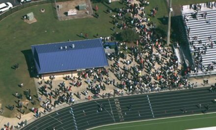 Tiroteo en escuela de Georgia deja 2 muertos y 4 heridos