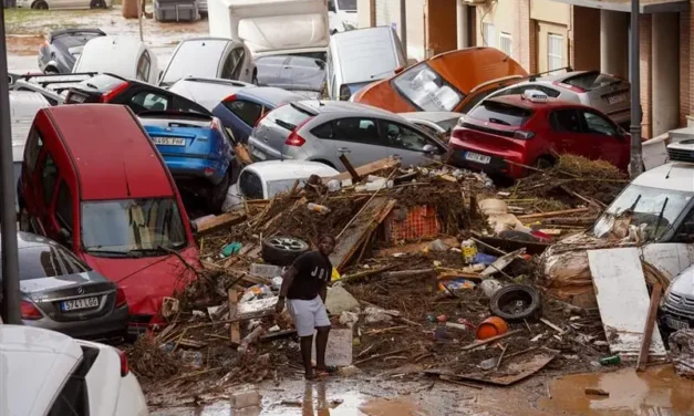 Impactantes imágenes de las inundaciones por la ‘DANA’ en España que dejan más de 60 muertos