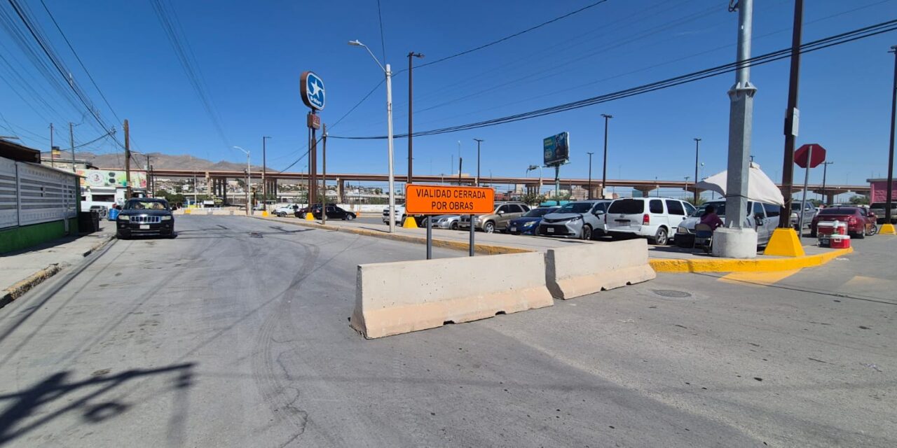 Cerrado cruce en calle Cloro y Norzagaray por obras en colector de la JMAS