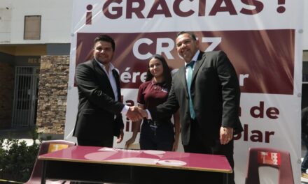 Entrega Presidente mobiliario para escuelas de Ahumada