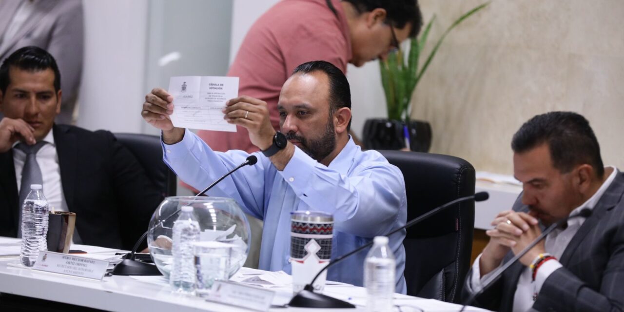 Ratifica Cabildo a César Omar Muñoz Morales como titular de Seguridad Pública