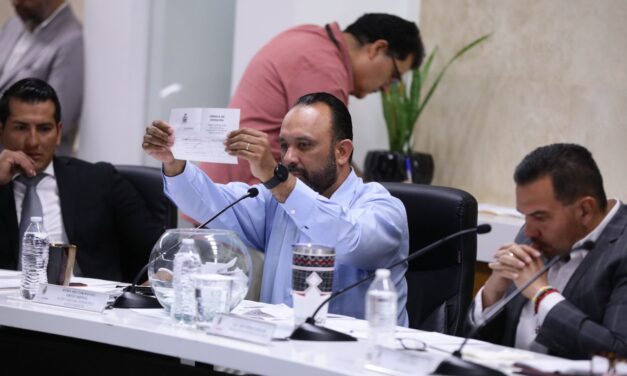 Ratifica Cabildo a César Omar Muñoz Morales como titular de Seguridad Pública