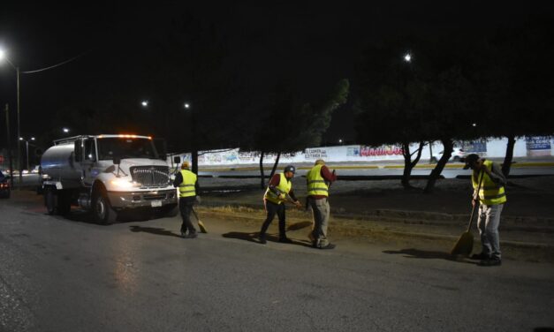 Encienden 154 luminarias y retiran 21 toneladas de basura en ‘cruzada nocturna’ sobre el Eje Juan Gabriel