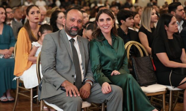 Presenta su Tercer Informe de Actividades la Presidenta del DIF Municipal