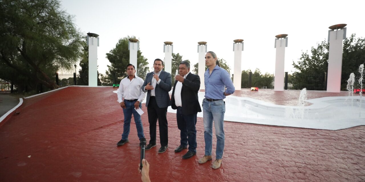 Entrega Presidente los trabajos de rehabilitación de la Fuente-Monumento Triunfo de la República