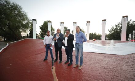 Entrega Presidente los trabajos de rehabilitación de la Fuente-Monumento Triunfo de la República