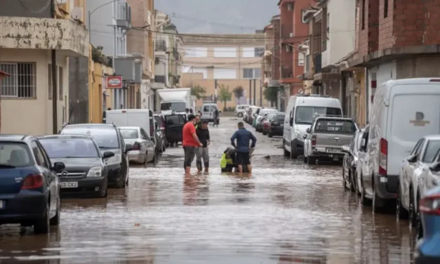 Impactantes imágenes de las inundaciones por la ‘DANA’ en España que dejan más de 60 muertos